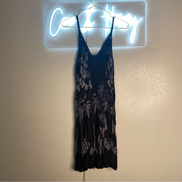 2000’s Dress - Picture 8 of 8